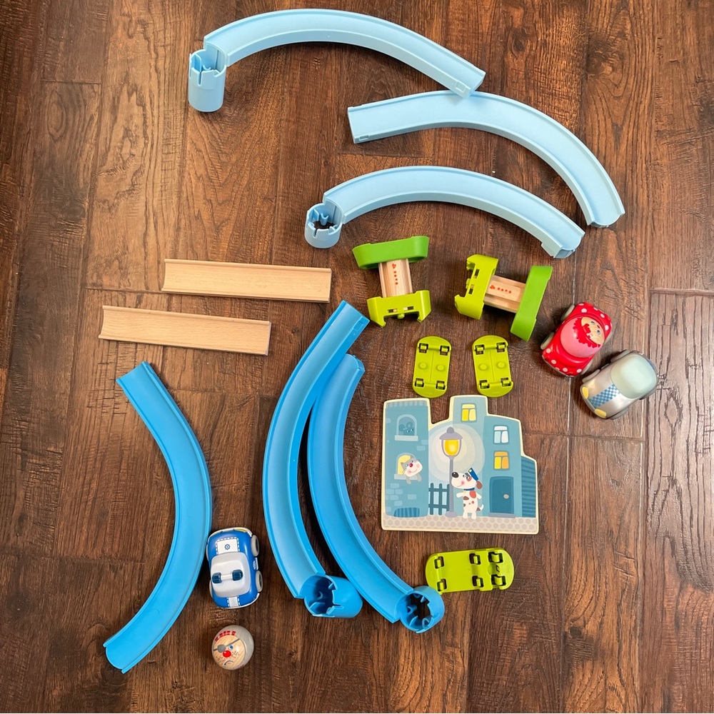 HABA Kullerbu police chase track + speedster + additional car